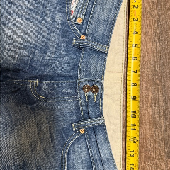 Diesel size 29 capri lengh EUC Blue Flare Wide Leg Jeans with Authentic Fading - Picture 8 of 12